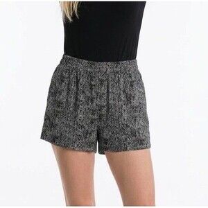 Women’s Shorts Size XXL Gray Striped Pull On Rayon